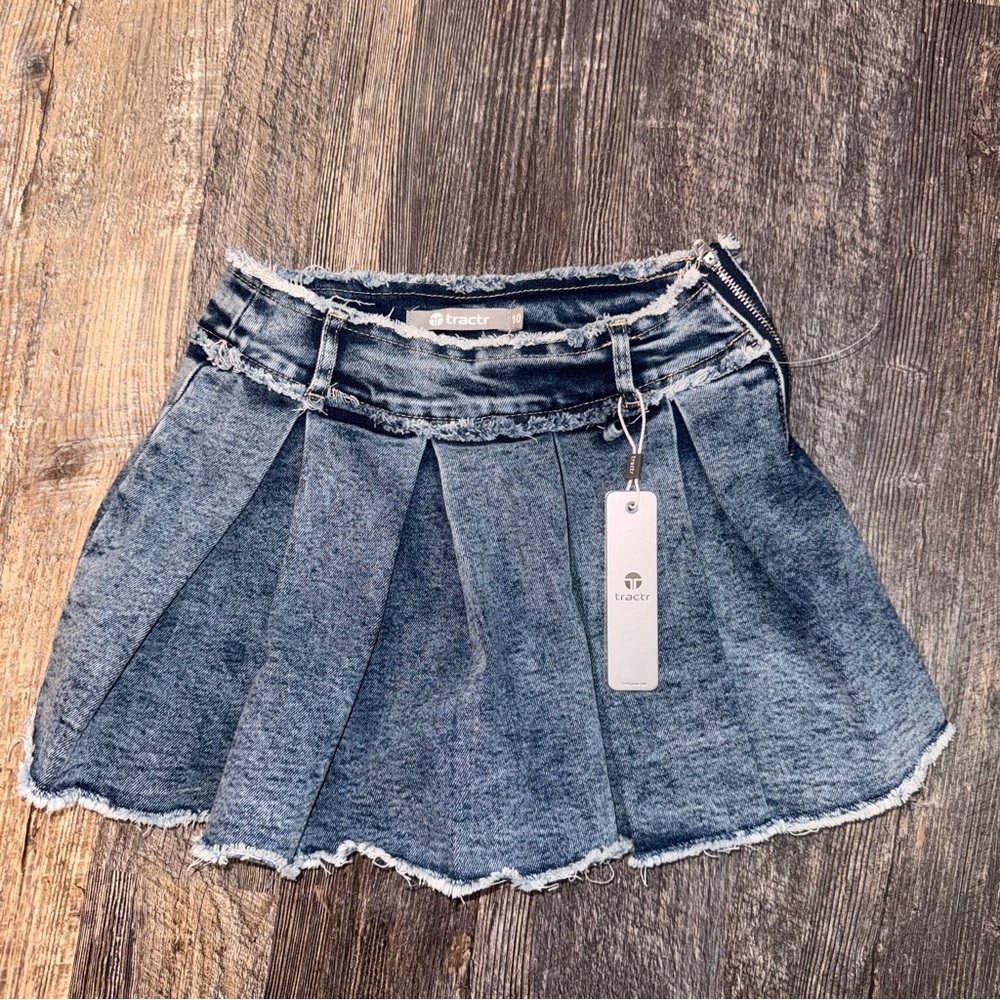 Tractr Blue Denim Skort Kids size 10